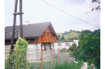 Slovacia Privát Čierne, Exteriorul